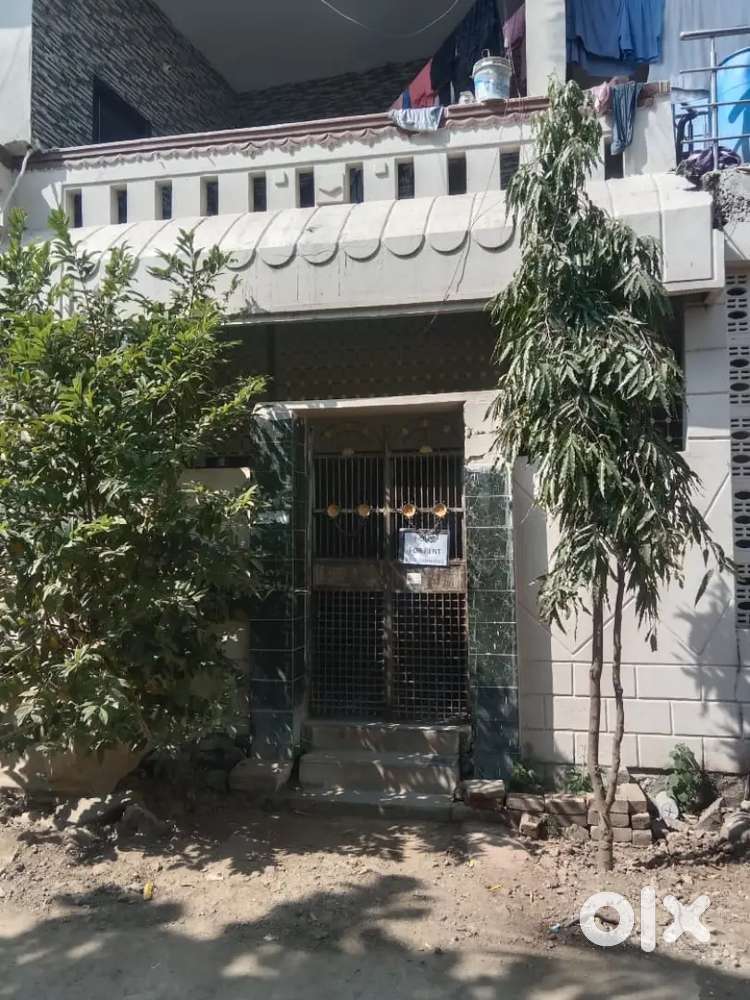 1BHK House with Big Hall & Sit-Out middle of the city