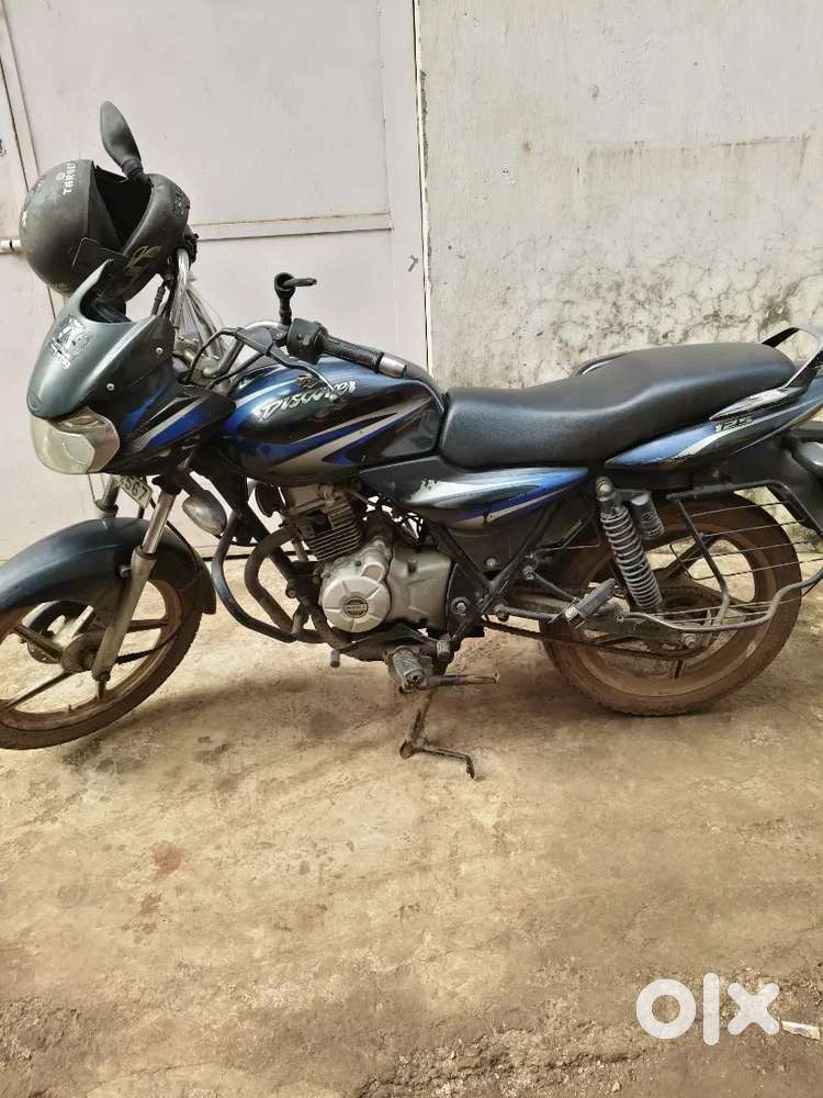 Bajaj discover very good condition only 50,000 km chali Hui hai