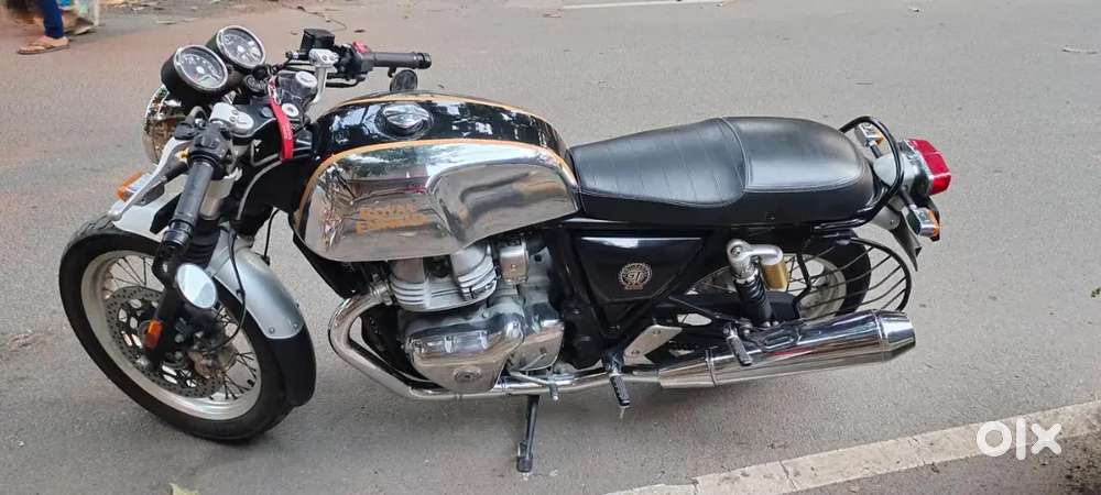 Selling well conditioned GT chrome on urgent basis.