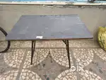 Folding table
