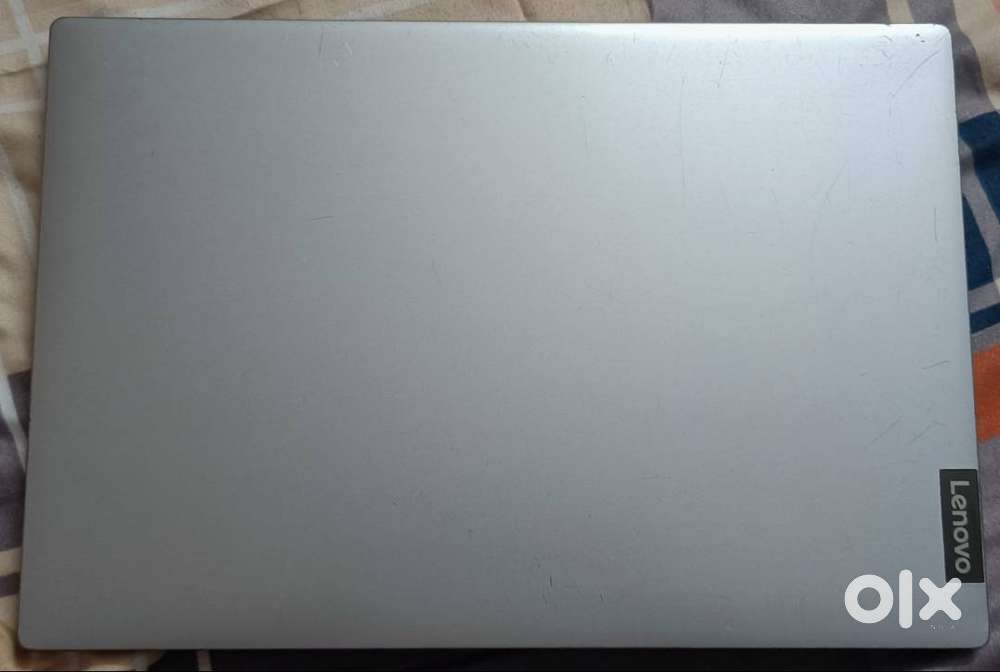 PERSONAL LAPTOP FOR SALE LENOVO I3-7GEN