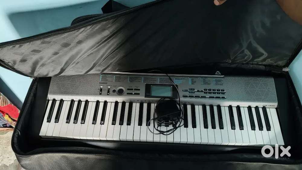 Good condition casio keyboard brend new