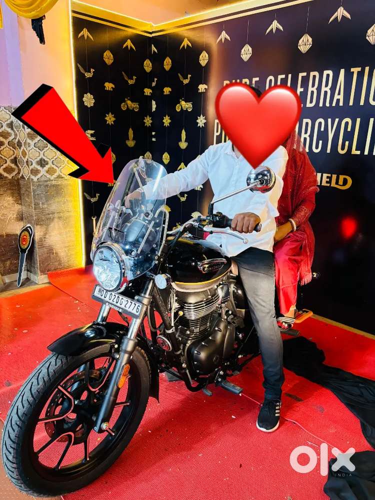 Royal Enfield Meteor 350 Visor – Original, Brand New, Only ₹2500