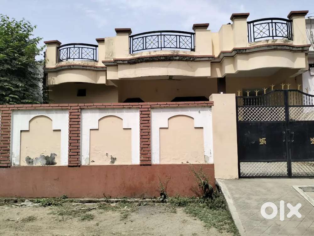 House rent in saraswatipuram bichhia colony ward 11 lane 3 near pac