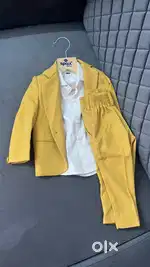 Baby suits at a Deal!