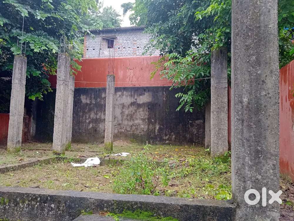 1435Sqq.ft.land in zone no2 birsanagar for sale