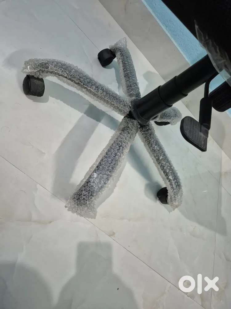 Revolving chair