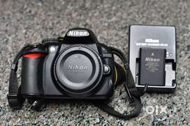 Nikon D3100 + 18-105 F4.5 - 6.3