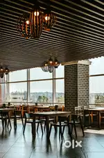 Restaurant Captain