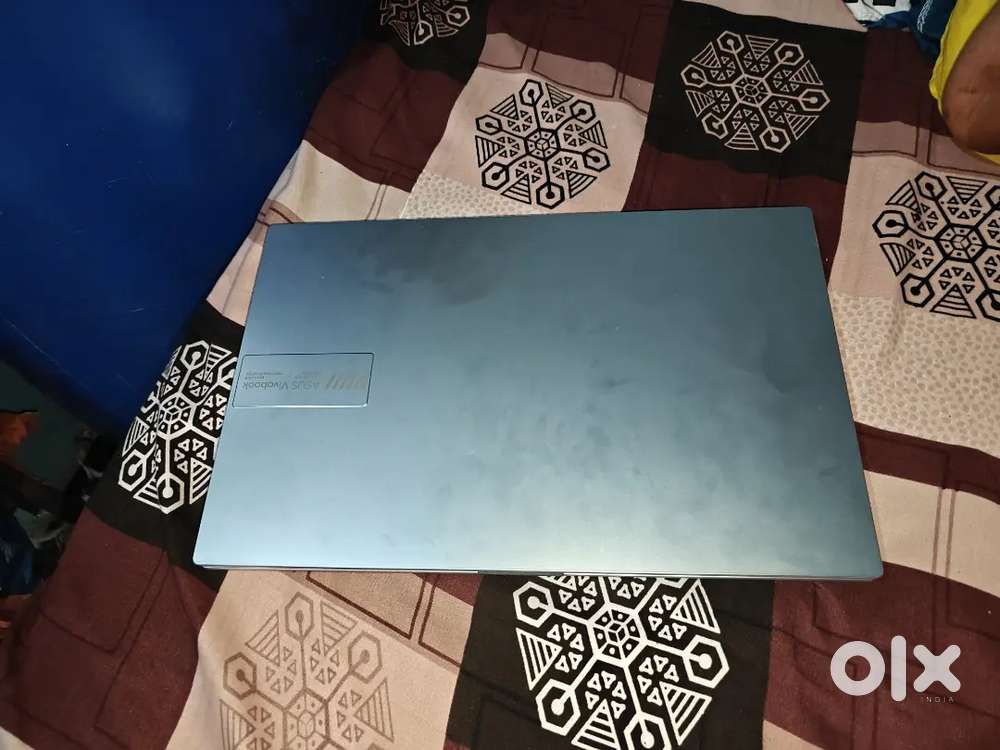 Asus vivobook 15 8/512.  15 day used