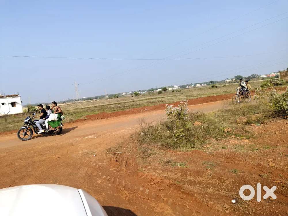 Litigation free plot . 1st possession then registration