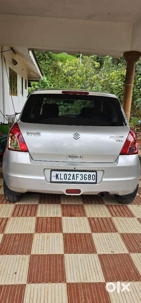 Maruti Suzuki Swift 2010