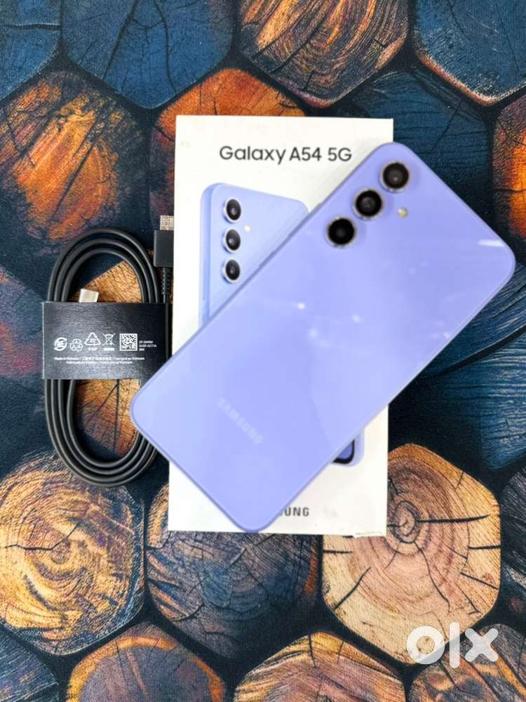 Samsung galaxy A54 5G in good condition 8/256