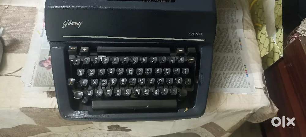 Tamil typewriter
