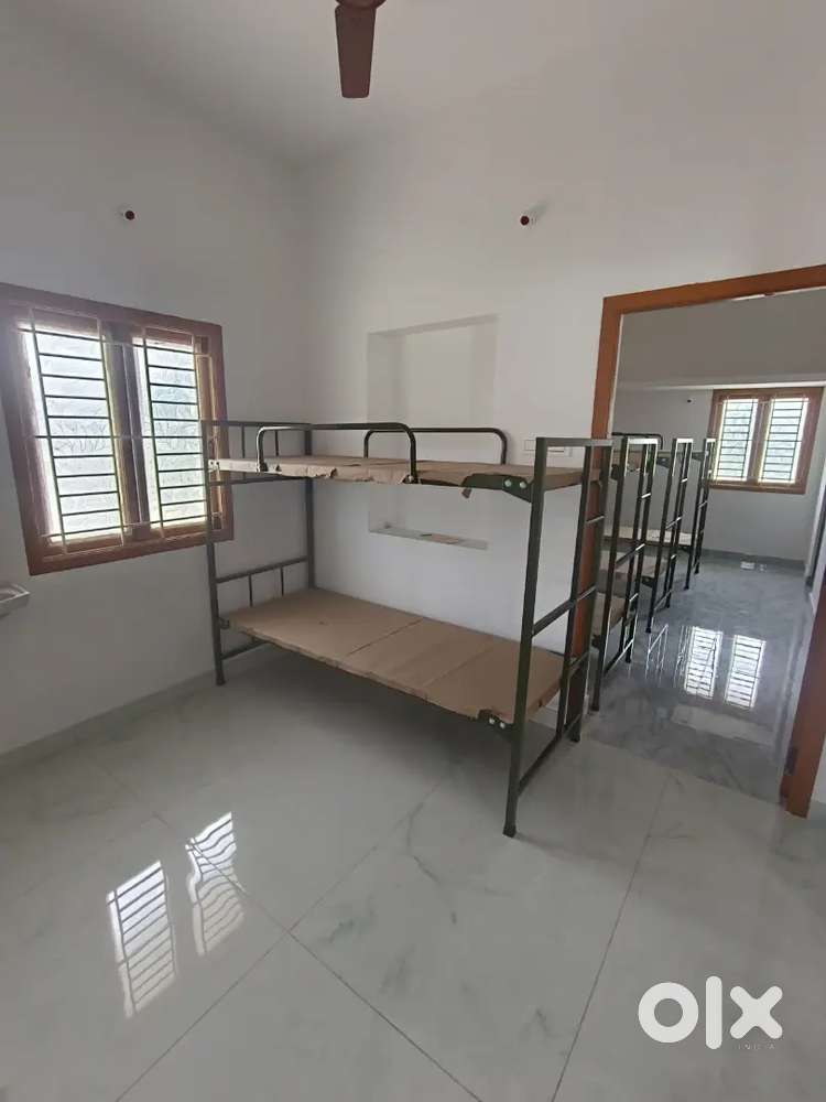 Rooms available for 3 to 6 sharing