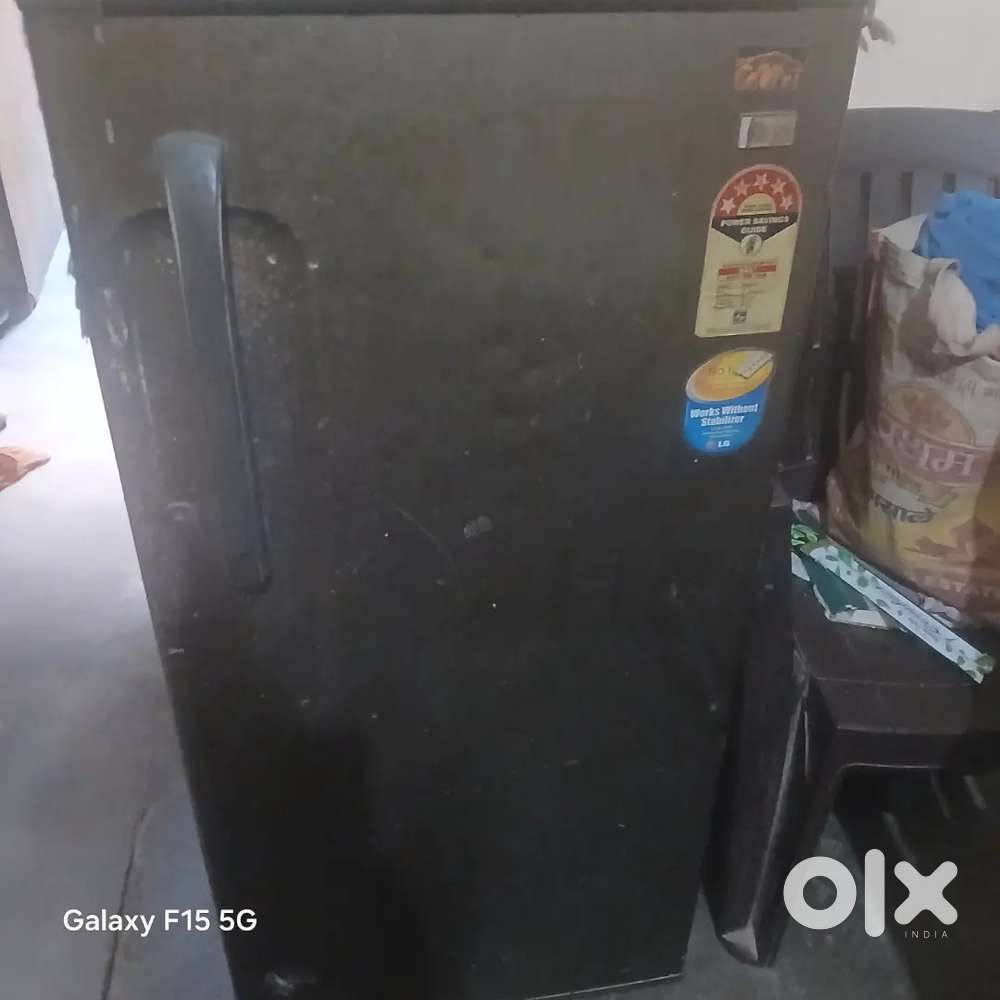 Lg fridge good candiction