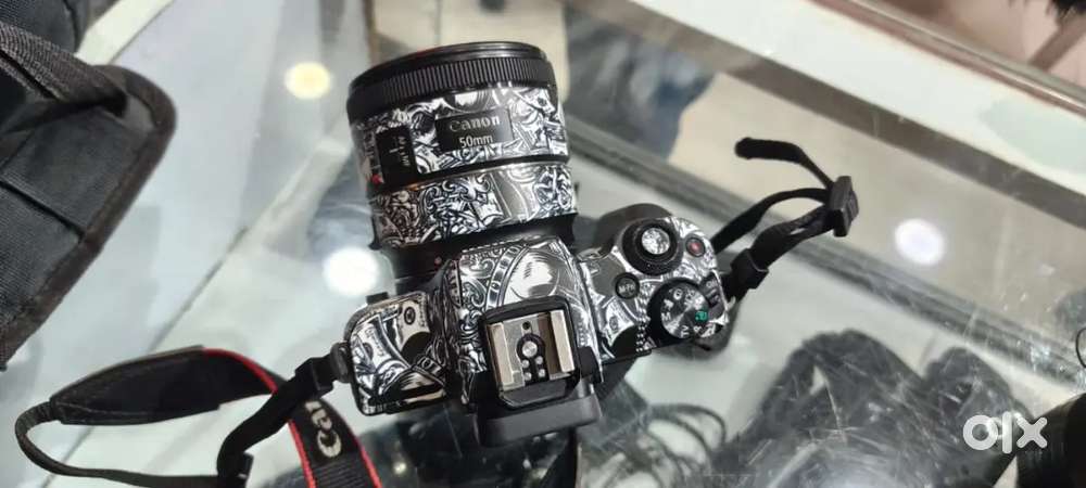 Cannon m50 mark 2 with 50mm lens