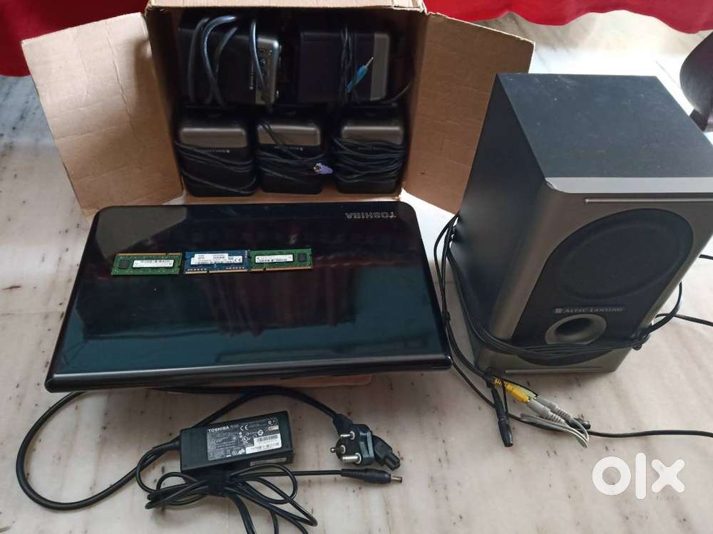 laptop with woofers with rams