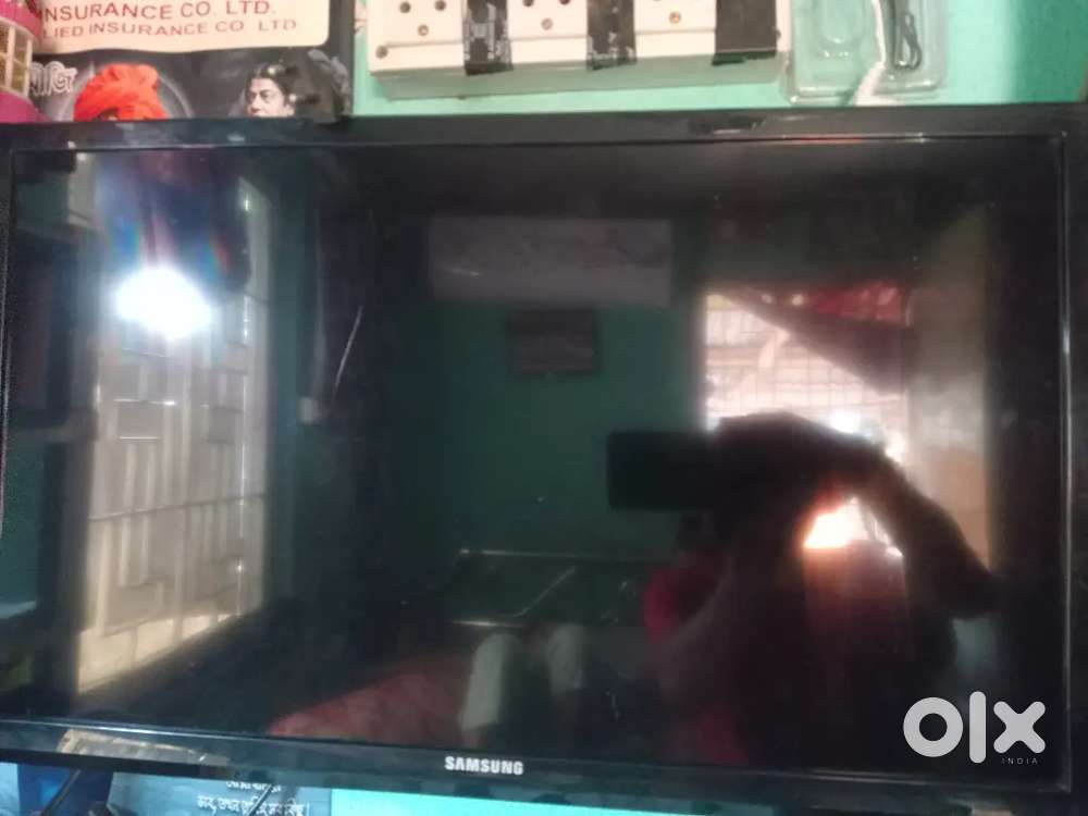 24 LCD TV with dth box sell