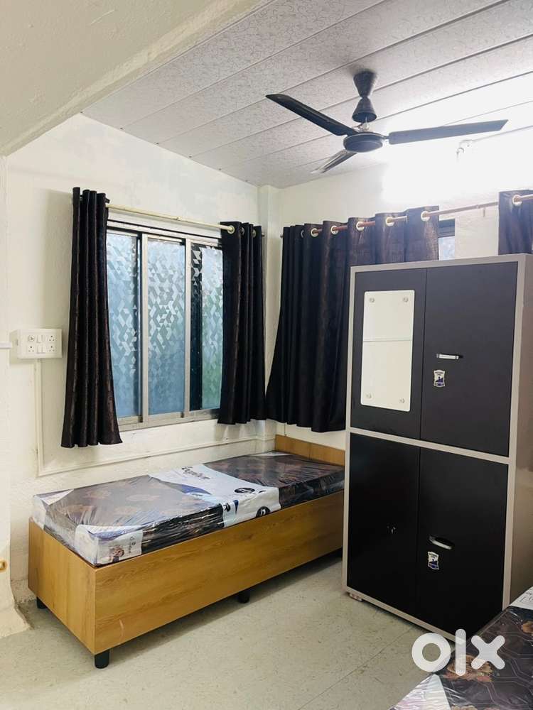 Nerul station PG paying guest service dy patil stadium