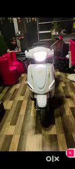 Electric scootery