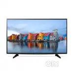 LCD Projector with Tripod Screen LED TV with stand for Rent