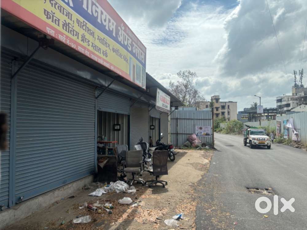 Shop for rent near Austin YANA project