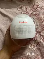 Electric breastpumb