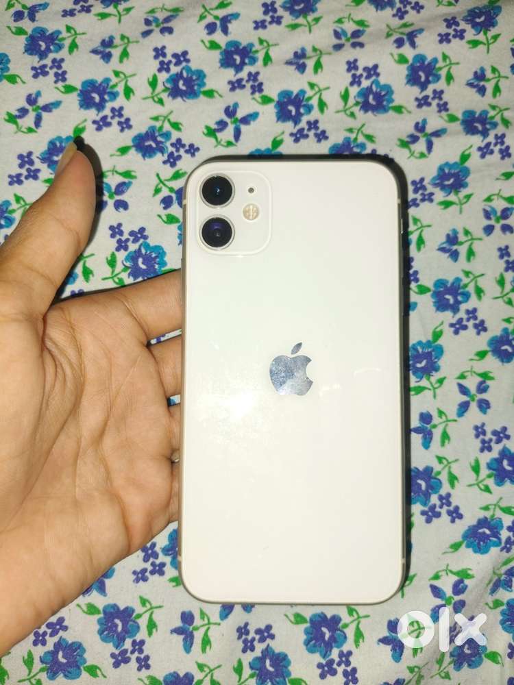iphone 11 64gb 83% OG battrey health