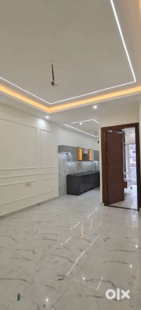 2 bhk flat near bangali kothi chowk dun university road