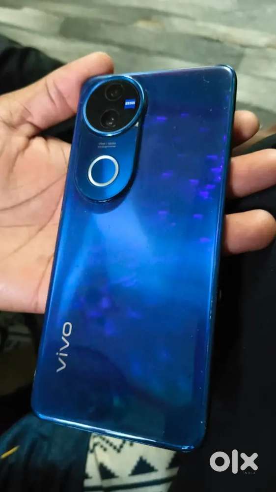 Vivo v 50 12gb ram 512 stroge