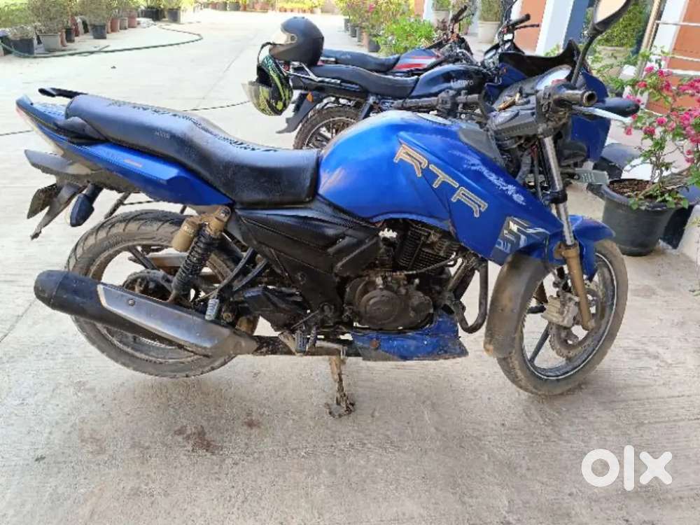 Blue colour Apache RTR 180 cc