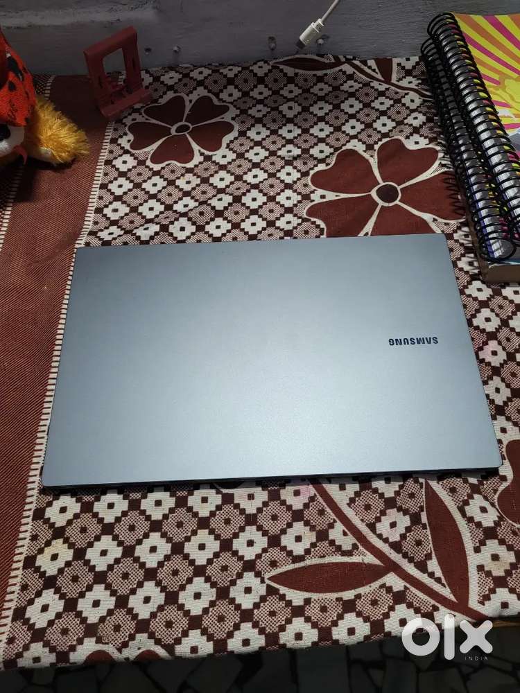 Only one month old kyuki Maine macbook le liya hai
