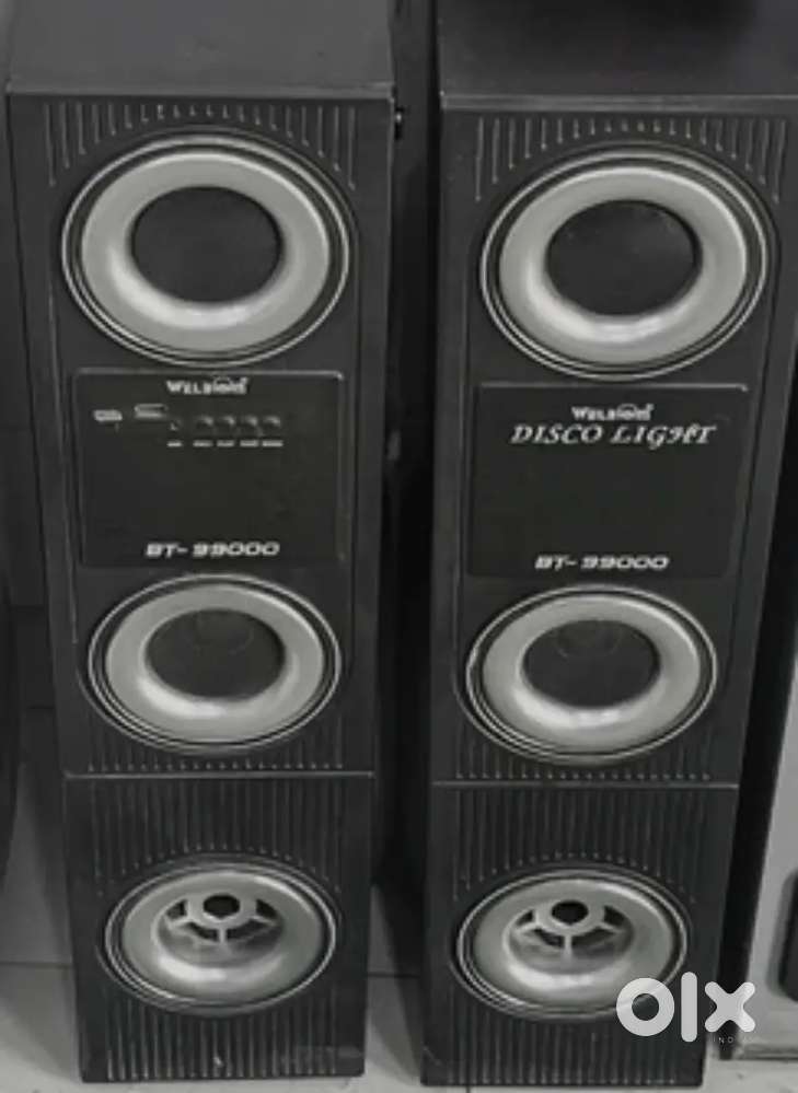 8  Inches × 2 subwoofer for base with 4 twitter 200w tower speakers