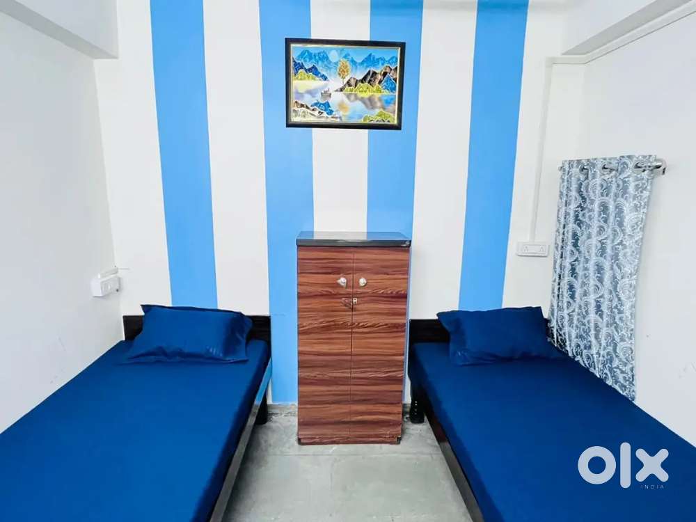 2 Sharing PG accommodation available at Fatehgunj