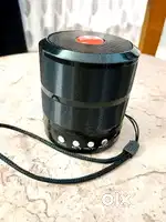 I am selling cute handy speaker at very reasonable, affordable price.