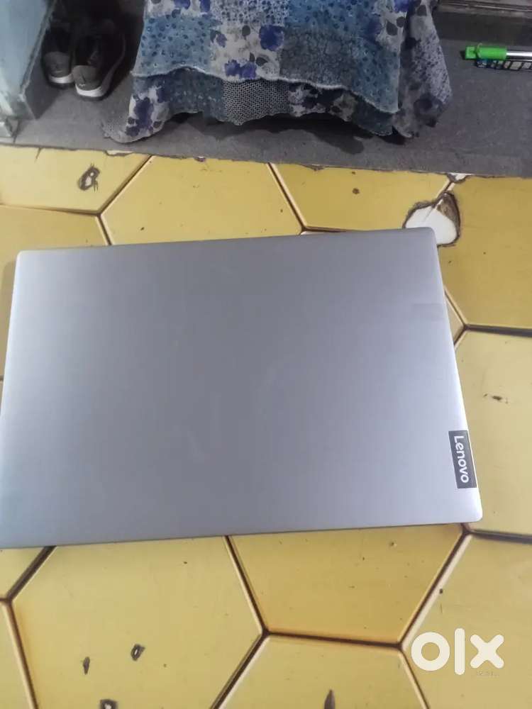 Selling laptop