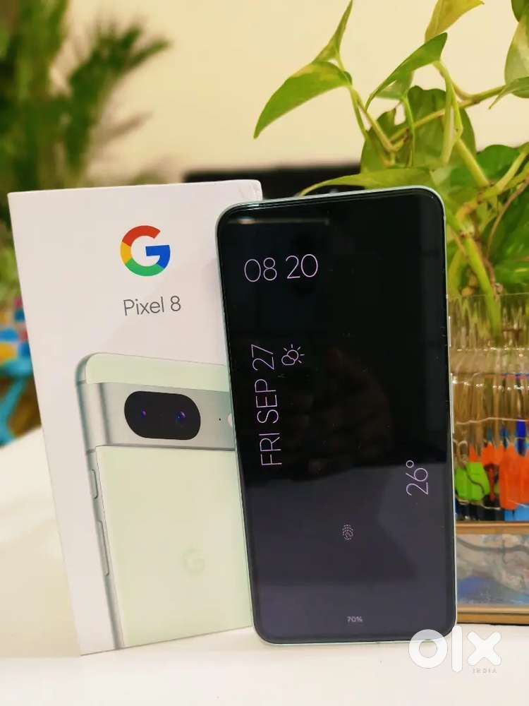 Just 1 year old Pixel 8 with original charger, box and receipt.