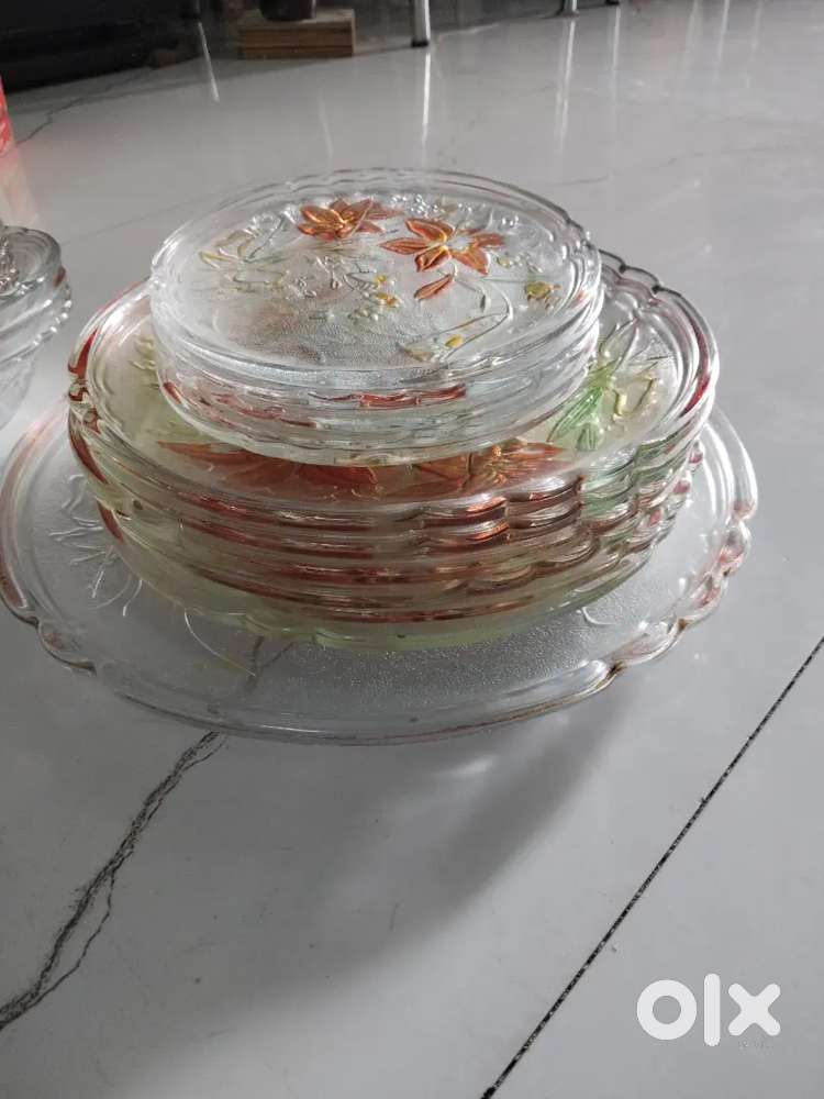 Crockery set