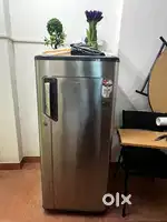 Well working Whirlpool Fridge - 200 liters for sale