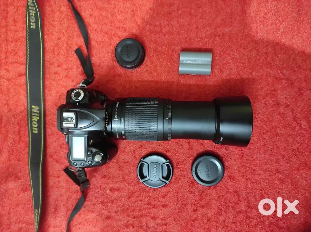 WE ARE SELLING SECOND HAND DSLR WITH GOOD CONDITION