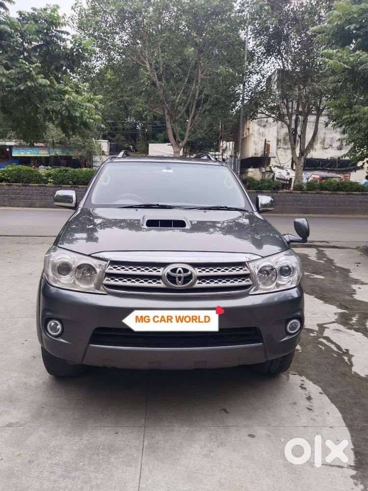 Toyota Fortuner 3.0 4x4 Manual, 2010, Diesel