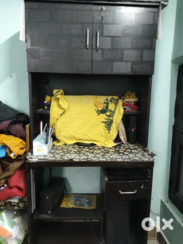 Computer table with study almirah