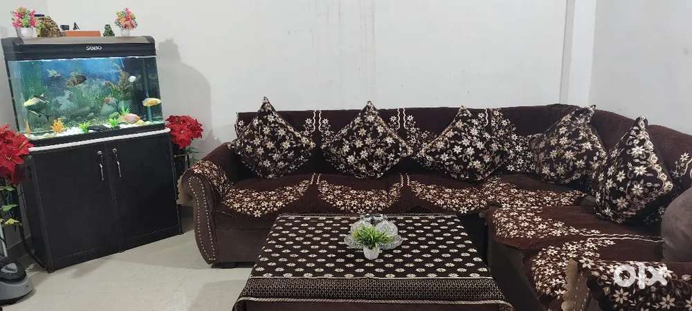 Best quality L sofa very good condition