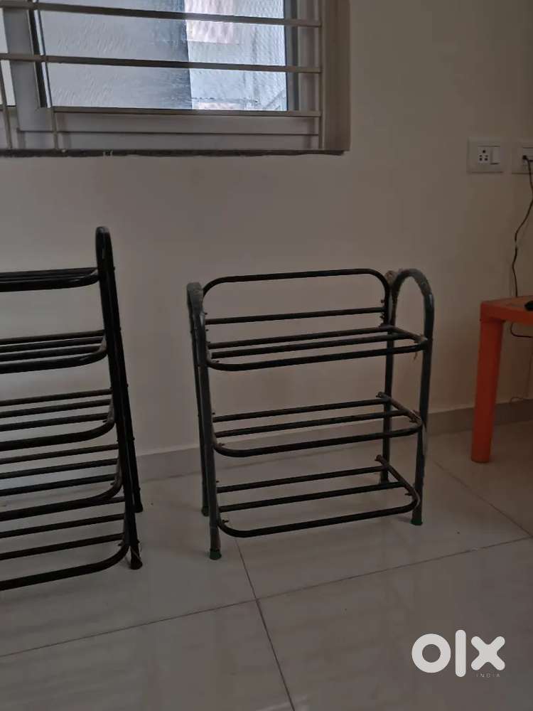 Shoes rack steel
