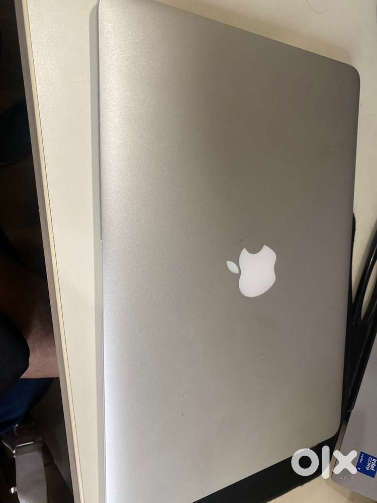 Macbook Air Early 2015 Model