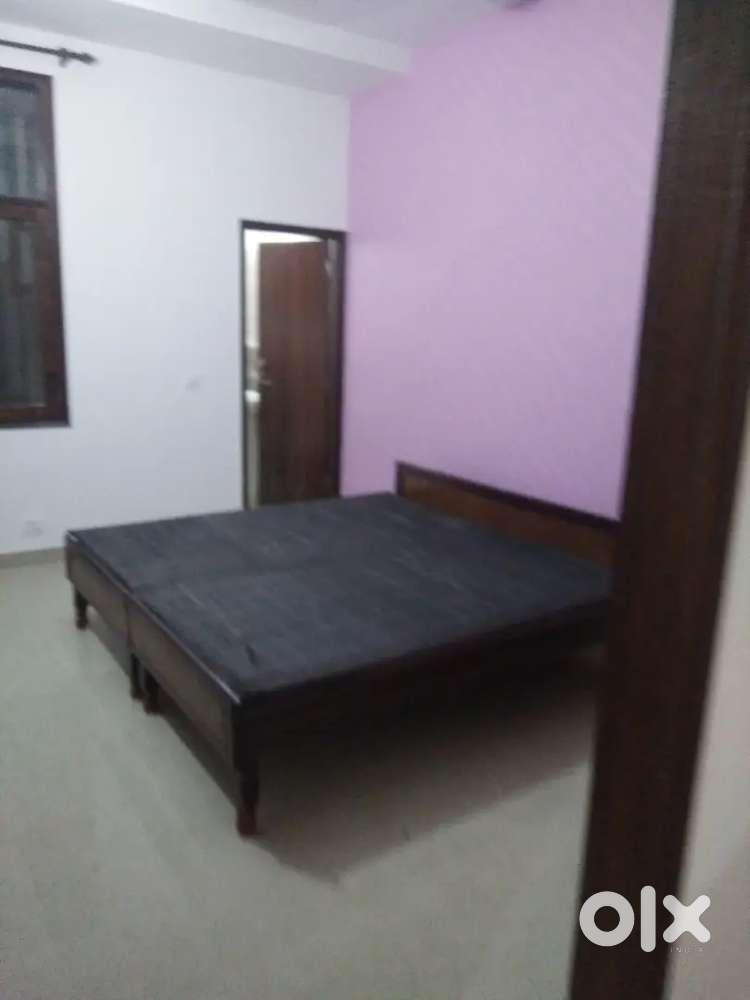 3 bhk Fully furnished Indipendent Flat