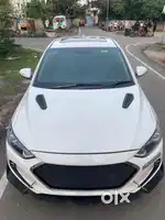 Hyundai Elantra SX OPTIONAL AUTOMATIC