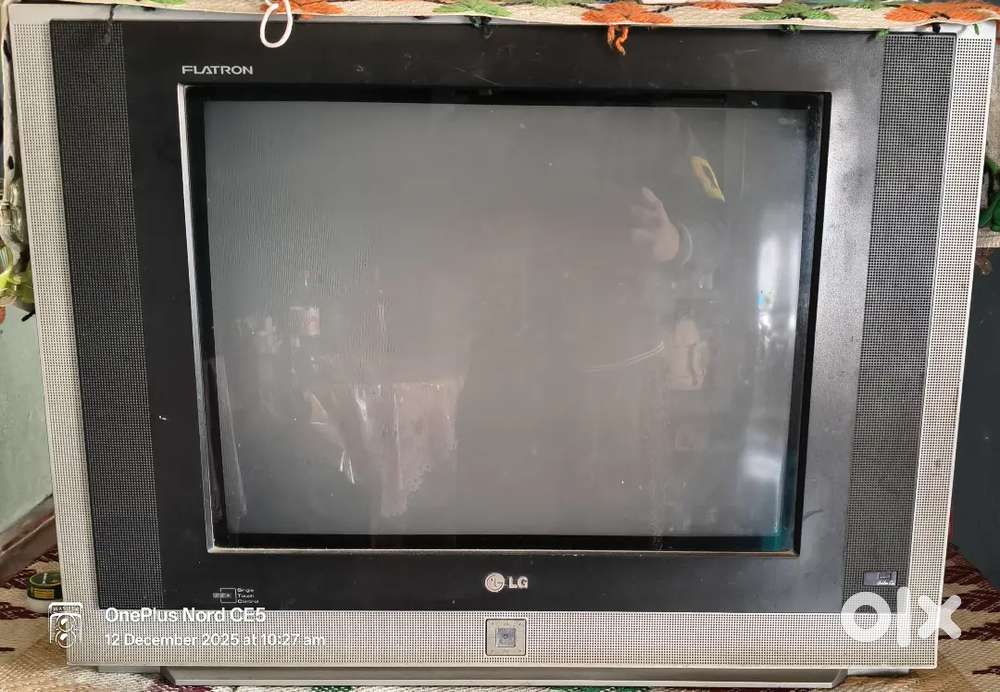 LG Flastron Colour TV