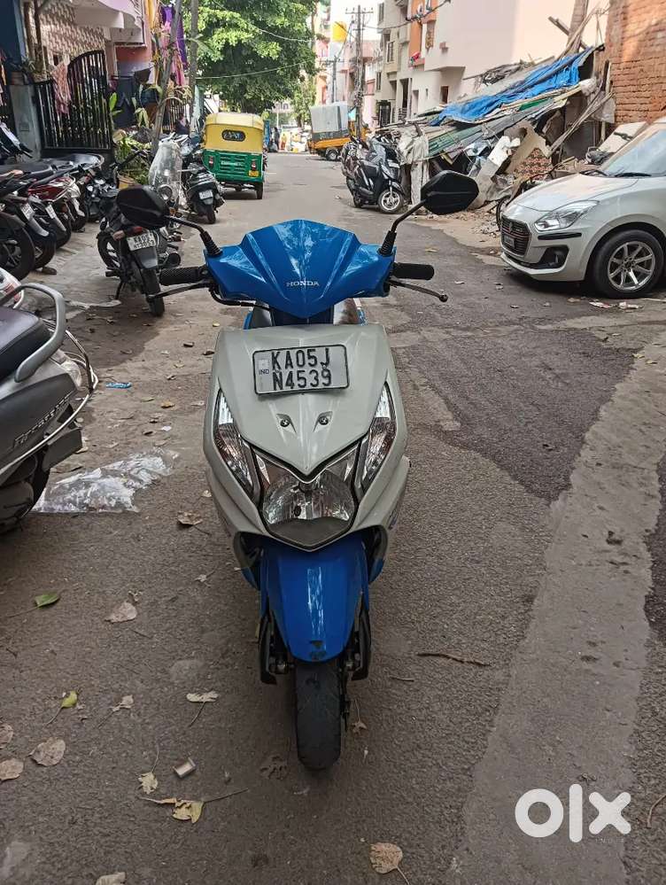 Dio scooter in nice condition in Best price